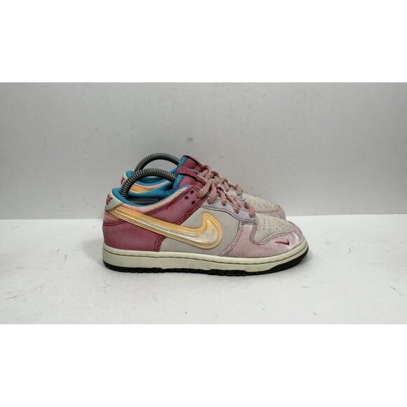 Nike Dunk Low X Social Status PS Free Lunch Strawberry Milk DM3349-600 Sz 13.5C - Picture 1 of 9